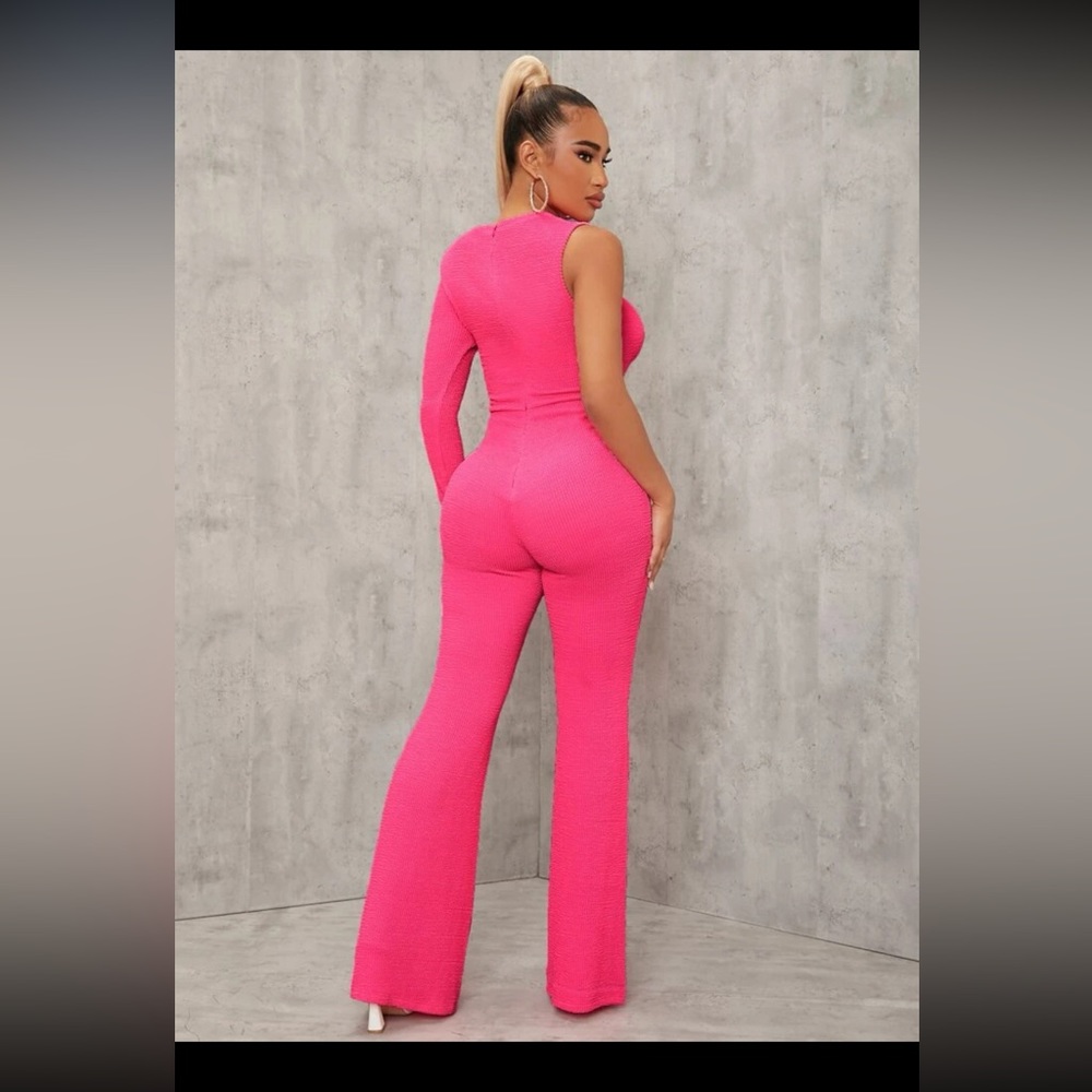 Pink jumpsuit - Picture 3 of 4